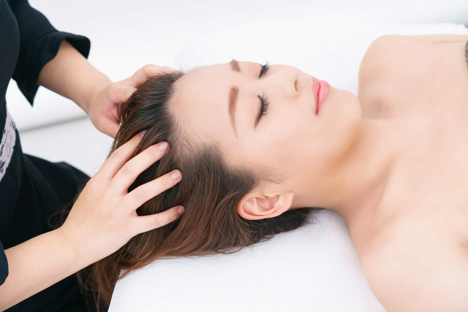 【お顔そり前にも！】ドライヘッドスパ&デトックス石膏パック50分　￥5,500